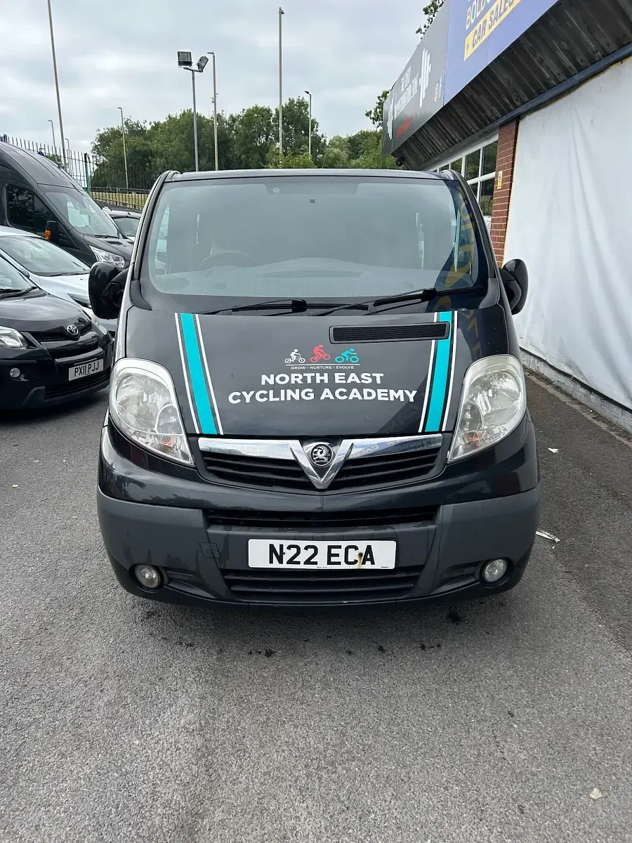 Used Vauxhall Vivaro Sportive 115 HP (84 kW) 2012 Black MPV