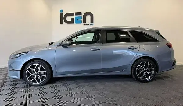 Used Kia Ceed 2022 Silver Hatchback