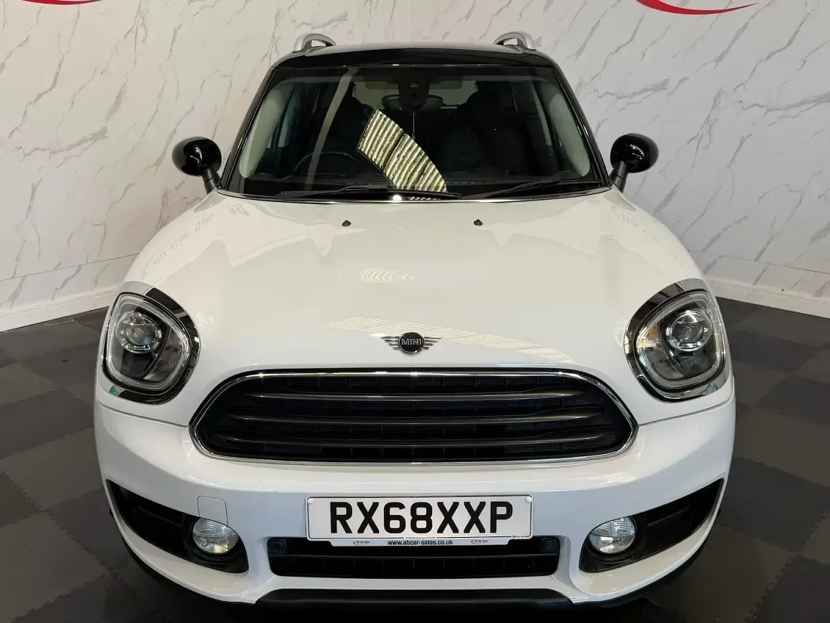 Used Mini Cooper D 150 HP (110 kW) 2018 White Hatchback