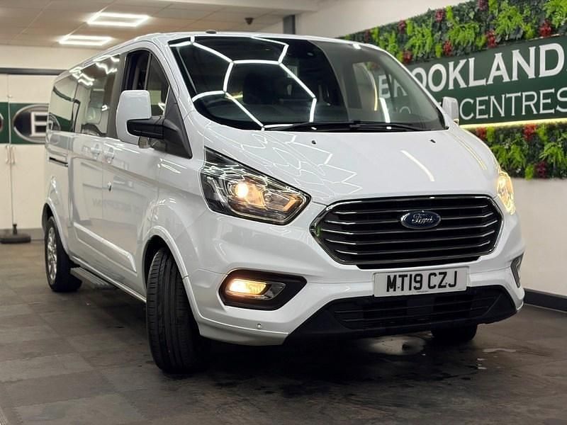 White Used 2019 Ford Tourneo Titanium MPV | £22,485 (Expensive) - Image 1/3
