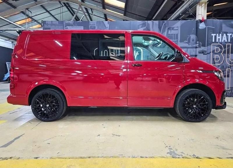 Used VW Transporter Startline 150 HP (110 kW) 2021 Red Van