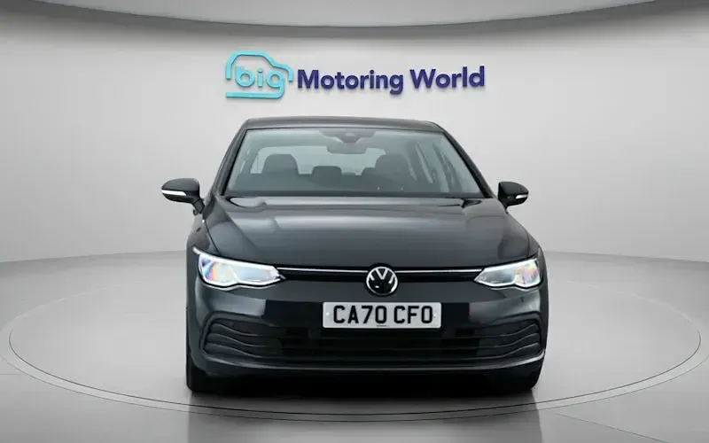 Used VW Golf VIII Life 131 HP (96 kW) 2024 Hatchback