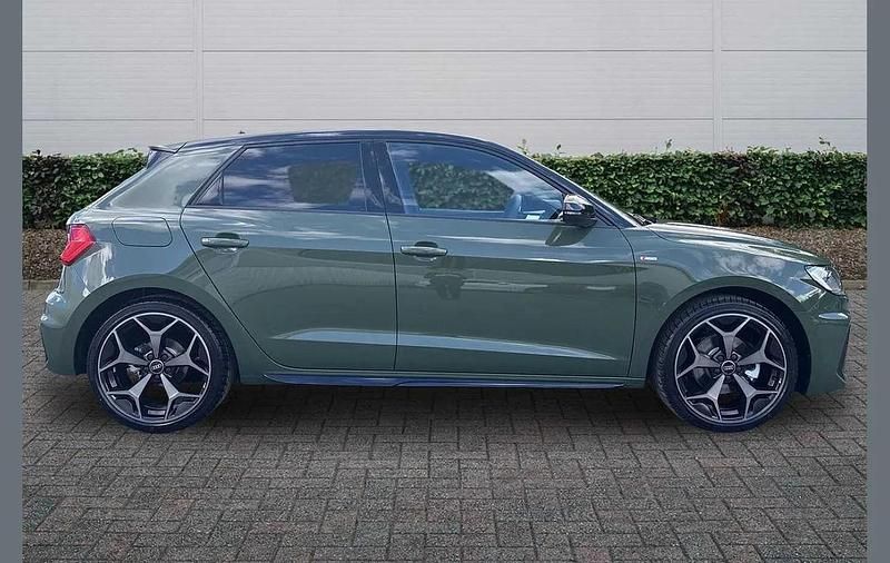 Used Audi A1 Black Edition 113 HP (83 kW) 2026 Green SUV