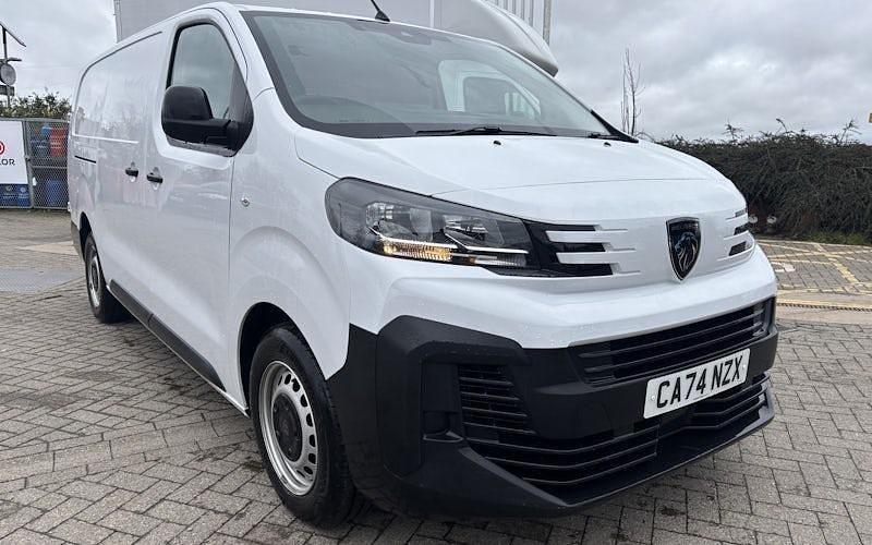 Used Peugeot Expert 120 HP (88 kW) 2025 Van