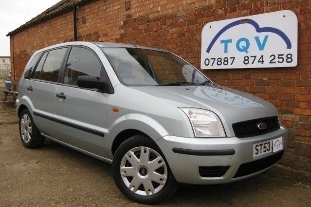 Used 2003 Ford Fusion Estate | £1,750 (Fair price) - Image 1/4