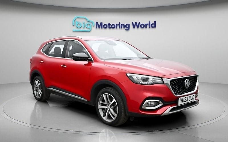 Used MG HS Excite 162 HP (119 kW) 2023 Red SUV