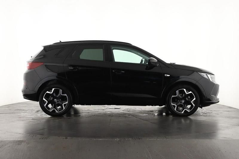 Used Vauxhall Grandland X Ultimate 134 HP (98 kW) 2024 Black SUV