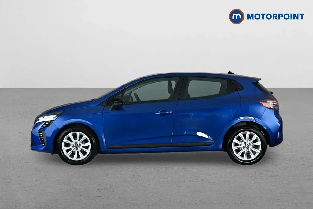 Used Renault Clio Evolution 90 HP (66 kW) 2024 Blue Hatchback