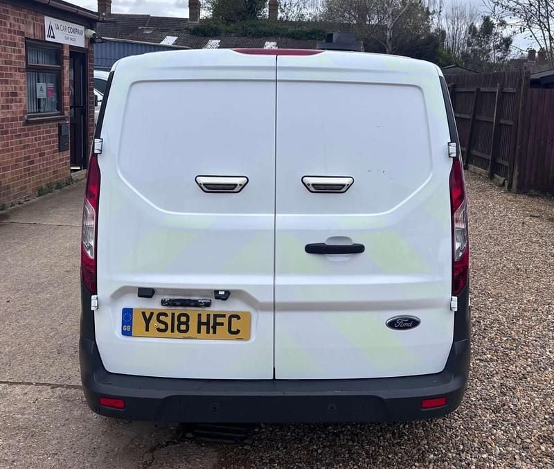 Used Ford Transit Connect 100 HP (73 kW) 2018 White MPV