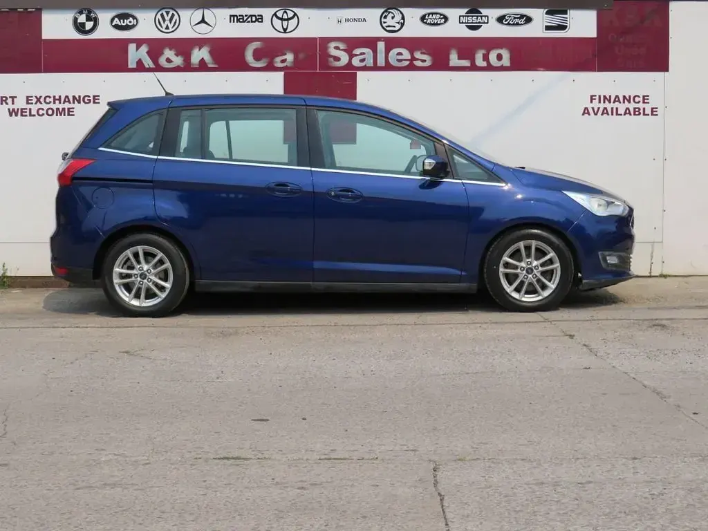 Used Ford Grand C-Max Zetec 120 HP (88 kW) 2016 Blue MPV