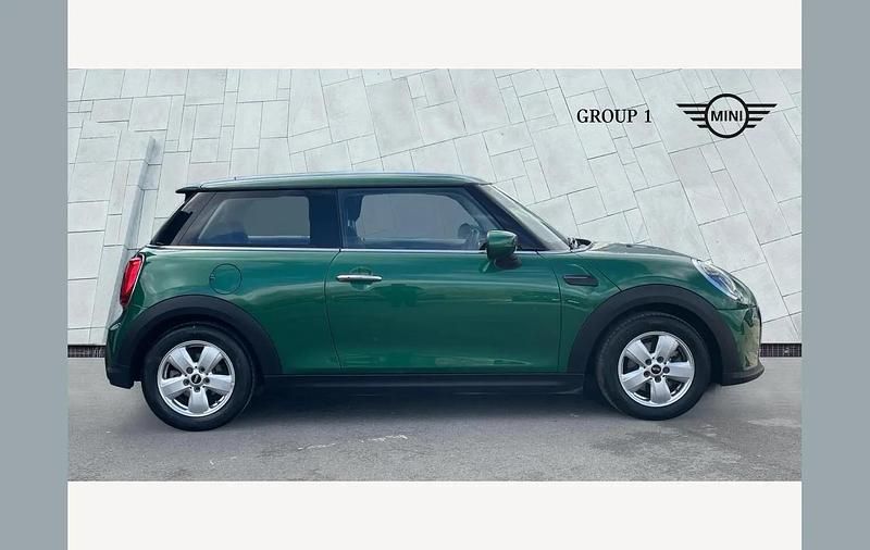 Used Mini Cooper Classic 136 HP (100 kW) 2022 Green Hatchback