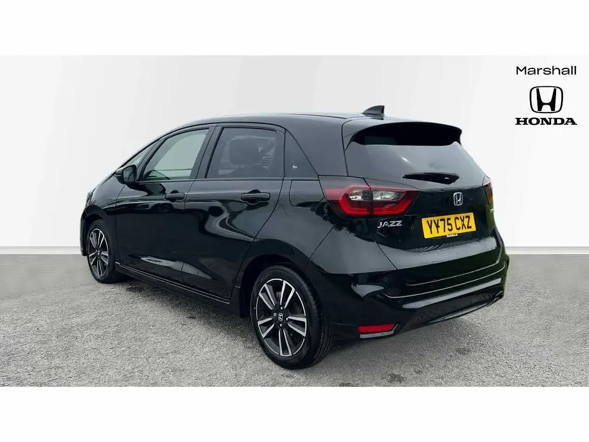 Used Honda Jazz Advance 122 HP (89 kW) 2025 Solid  crystal black Hatchback
