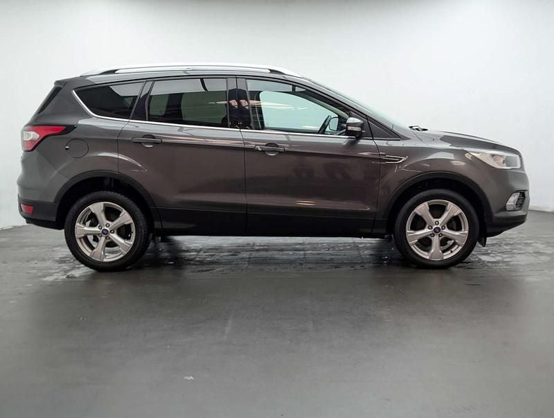 Used Ford Kuga Zetec 150 HP (110 kW) 2018 Grey SUV