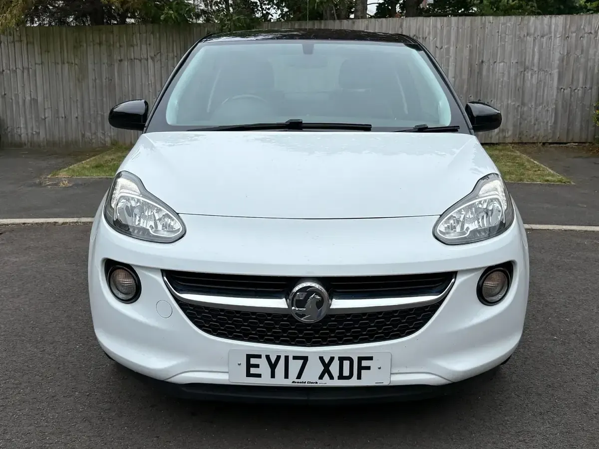 Used Vauxhall Adam Slam 100 HP (73 kW) 2017 White Hatchback