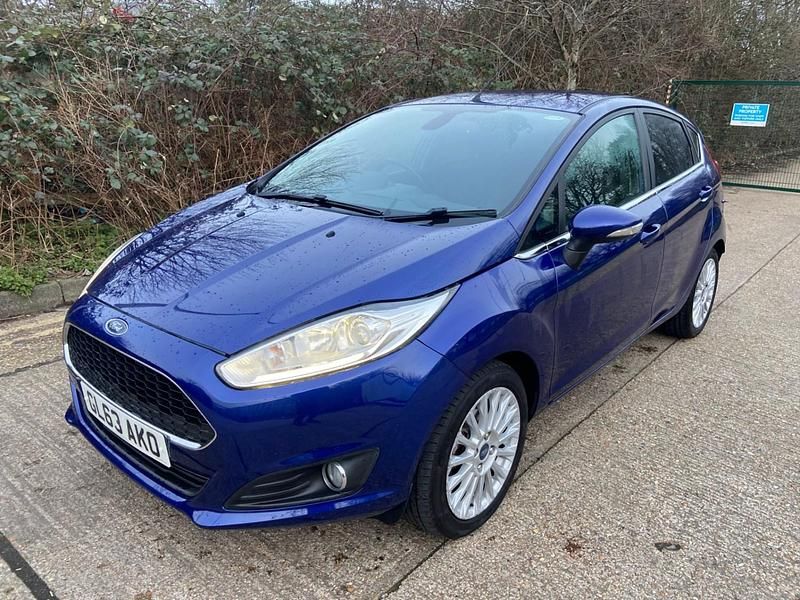 Used Ford Fiesta Titanium 2014 Blue Hatchback