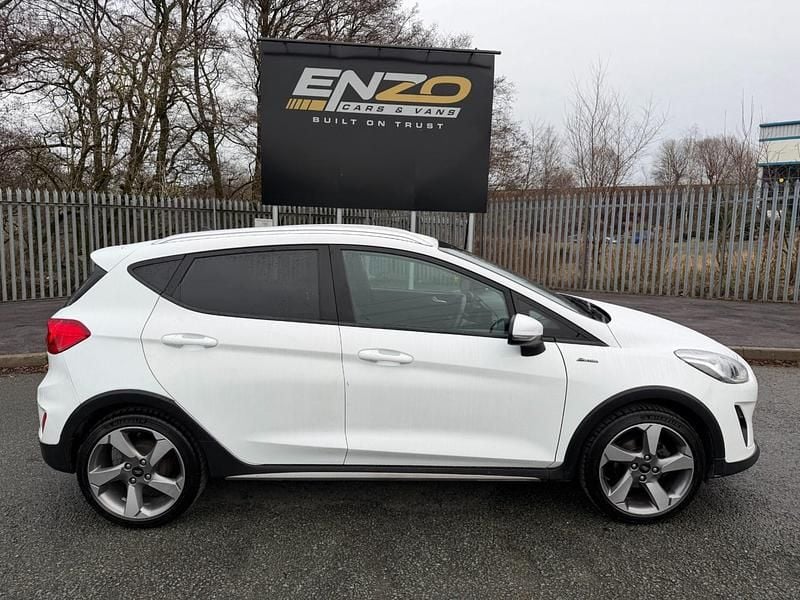 Used Ford Fiesta Active 100 HP (73 kW) 2019 White Hatchback