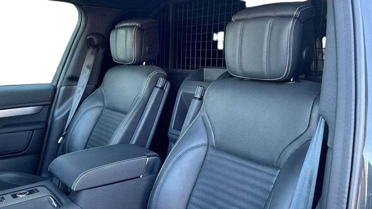 Used Land Rover Discovery HSE Dynamic 2024 Grey SUV