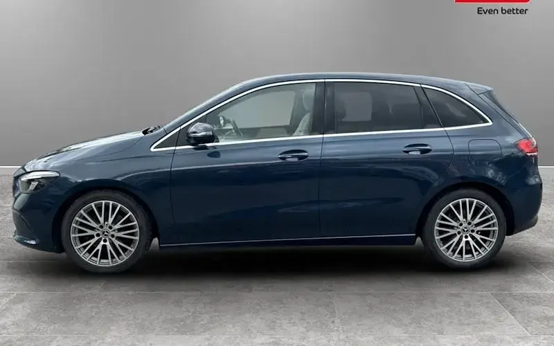 Used Mercedes B200 Executive 163 HP (119 kW) 2022 MPV