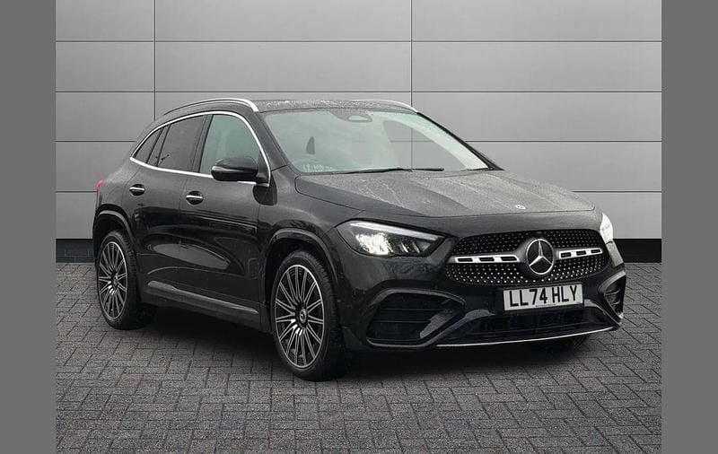 Used Mercedes GLA200 AMG Line Premium 161 HP (118 kW) 2024 Black SUV