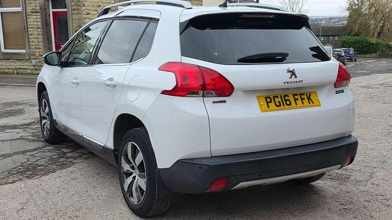 Used Peugeot 2008 Allure 2016 White SUV