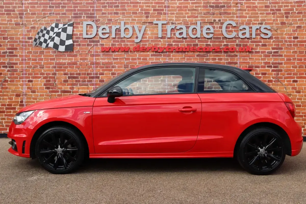 Usado Audi A1 S-Line 2013 Rojo Utilitario