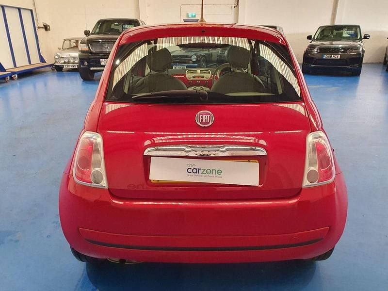 Usado Fiat 500 69 HP (50 kW) 2014 Vermelho Citadino