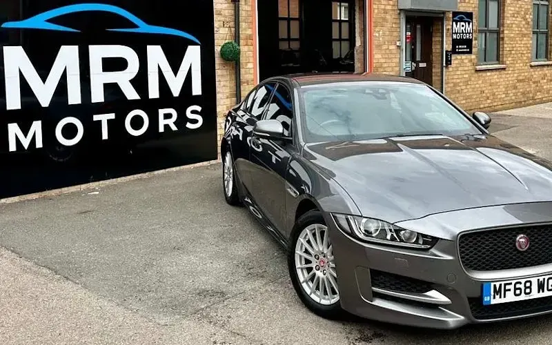 Used Jaguar XE R-Sport 163 HP (119 kW) 2018 Sedan