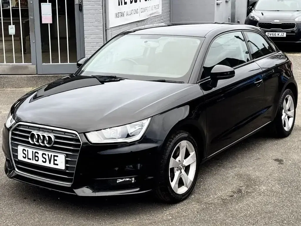 Używany Audi A1 Sport 125 KM (91 kW) 2016 Czarny Hatchback
