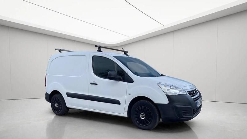 Used Peugeot Partner 98 HP (72 kW) 2017 White