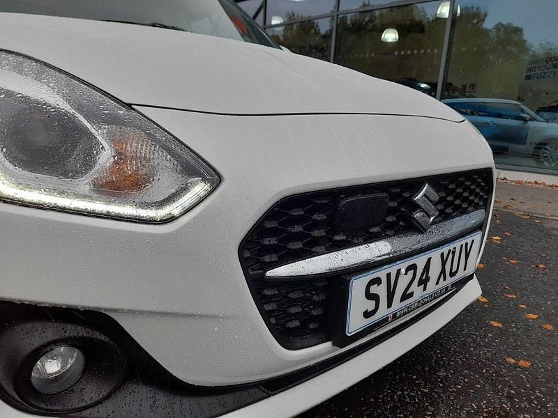 Used Suzuki Swift SZ-T 83 HP (61 kW) 2024 Not known Hatchback