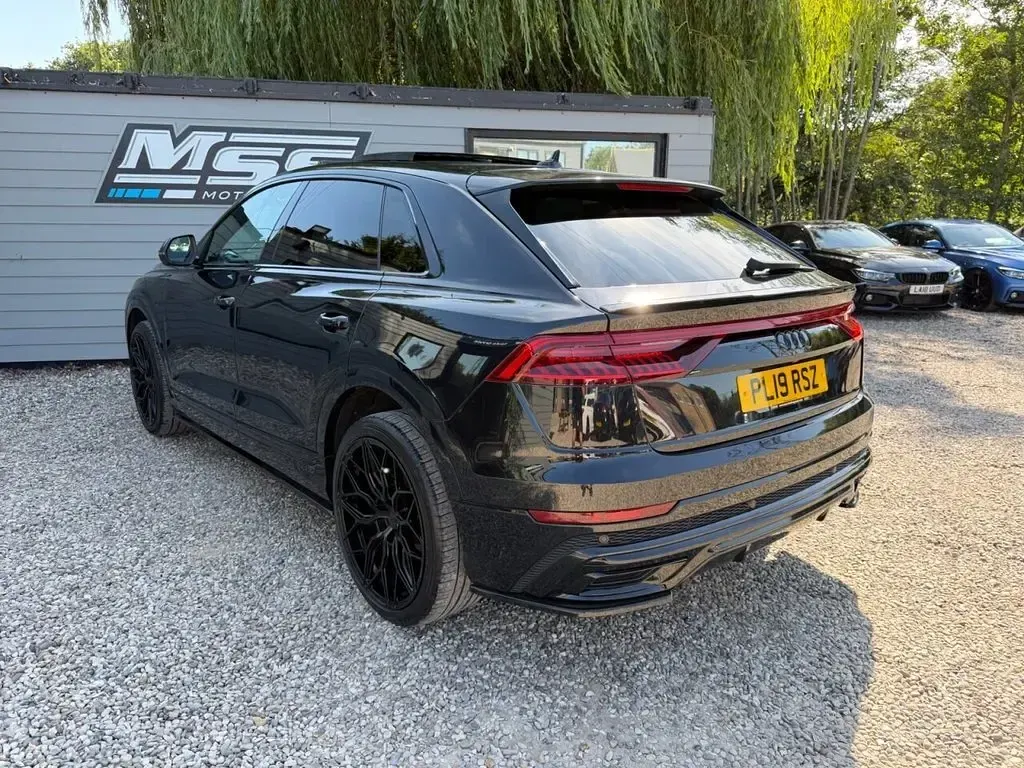 Used Audi Q8 S-Line 286 HP (210 kW) 2019 Black SUV