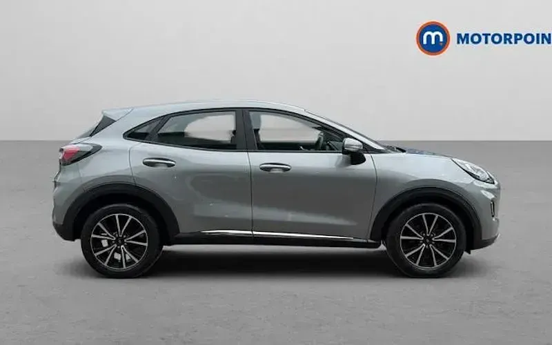 Used Ford Puma Titanium 155 HP (114 kW) 2023 Silver SUV