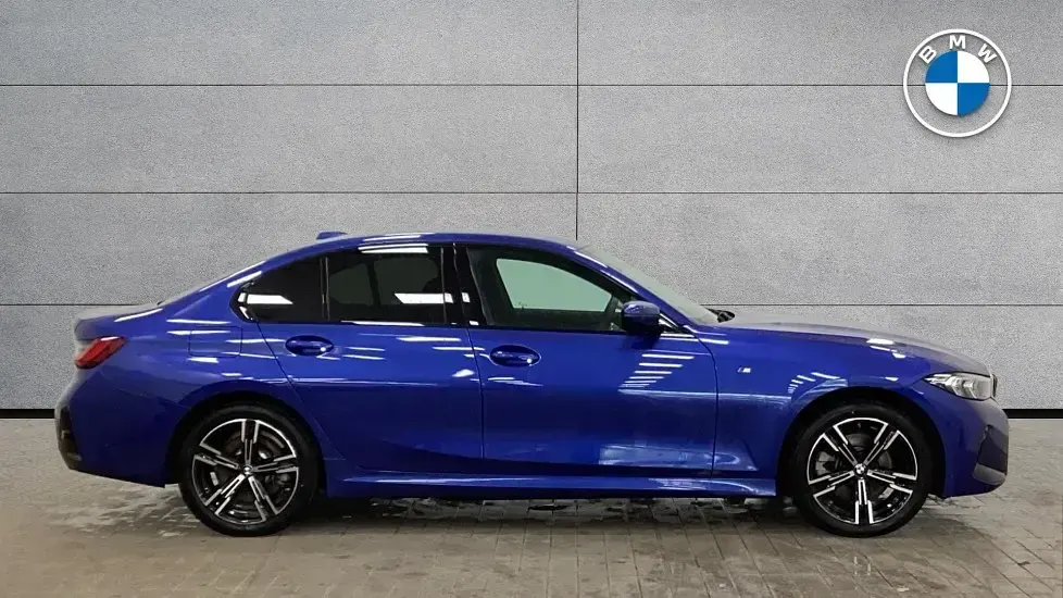Used BMW 330 M Sport 288 HP (211 kW) 2025 Blue