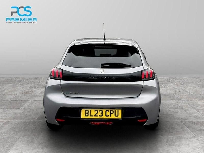 Used Peugeot e-208 Allure+ 100 kW (136 HP) 2023 Grey Hatchback