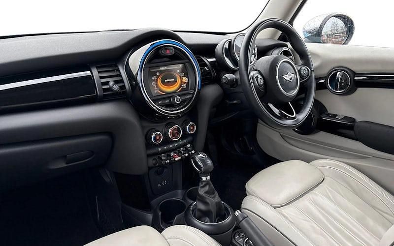 Used Mini Cooper Chili 136 HP (100 kW) 2017 Blue Hatchback