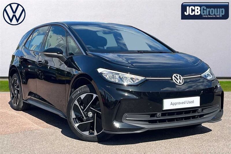 Black Used 2023 VW ID.3 Pro Hatchback | £21,790 (Good price) - Image 1/4