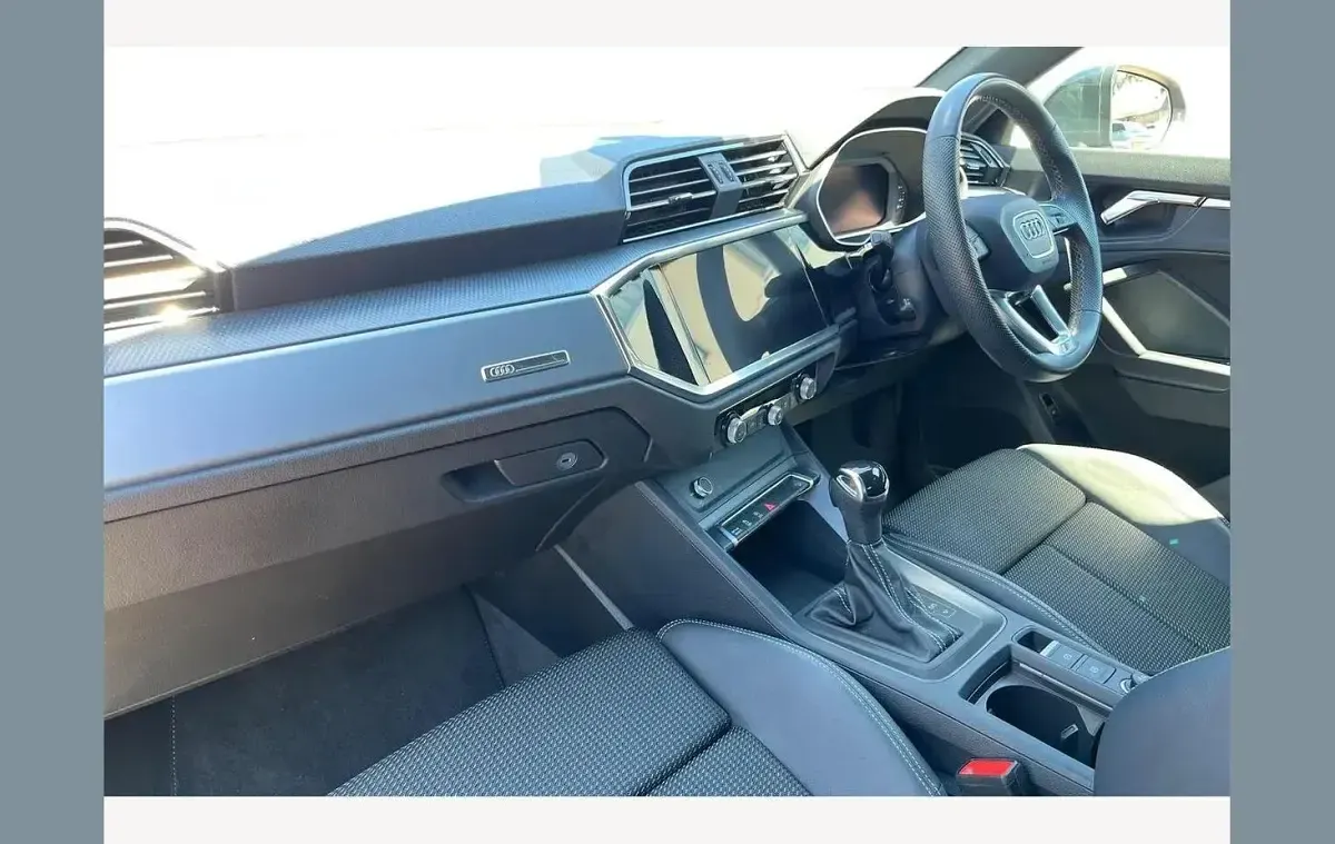 Used Audi Q3 S-Line 150 HP (110 kW) 2023 Grey SUV