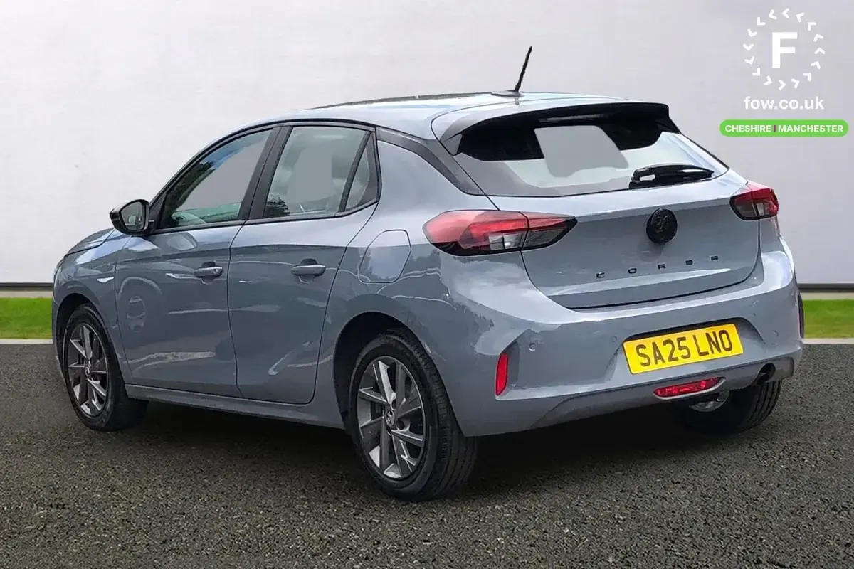 Used Vauxhall Corsa Design Edition 101 HP (74 kW) 2025 Grey Hatchback
