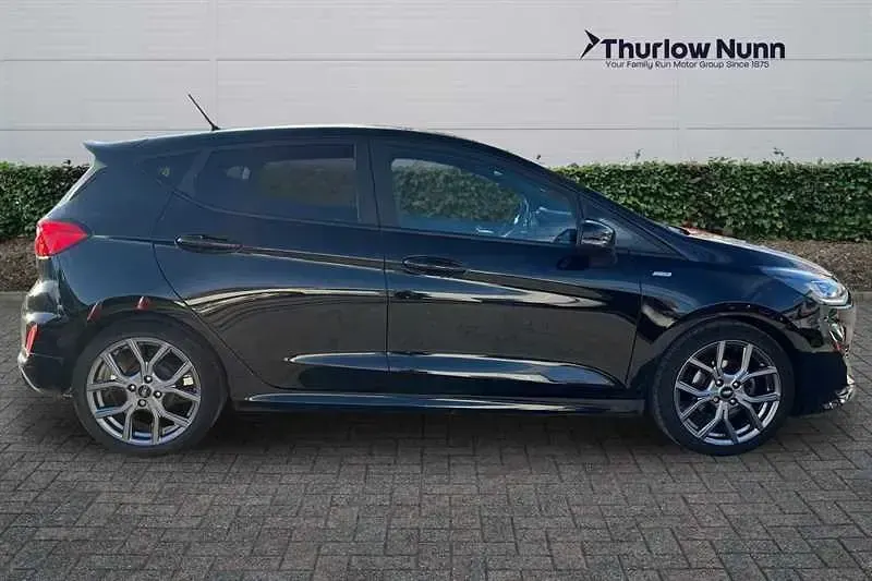 Usado Ford Fiesta ST-Line 100 CV (73 kW) 2023 Negro Utilitario