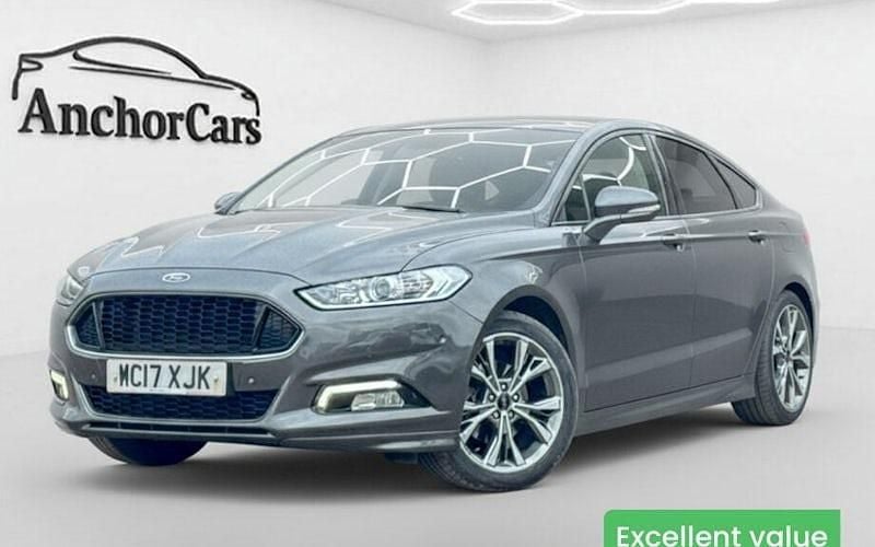 Usado Ford Mondeo ST-Line 180 HP (132 kW) 2017 Citadino