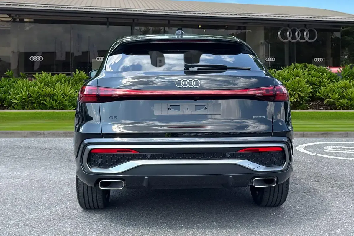 New Audi Q5 Sportback S-Line 2026 Black SUV