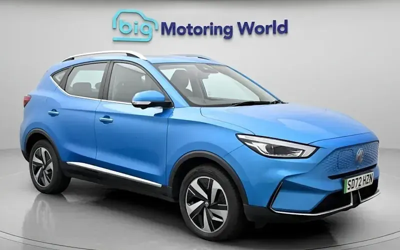 Usado MG ZS Trophy 114 kW (156 HP) 2022 Azul SUV