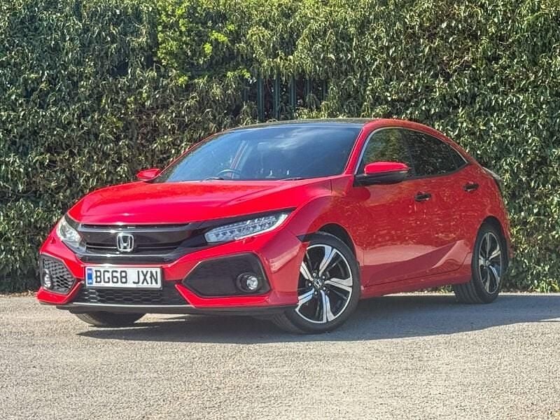 Begagnad Honda Civic EX 126 HK (92 kW) 2018 Röd Halvkombi