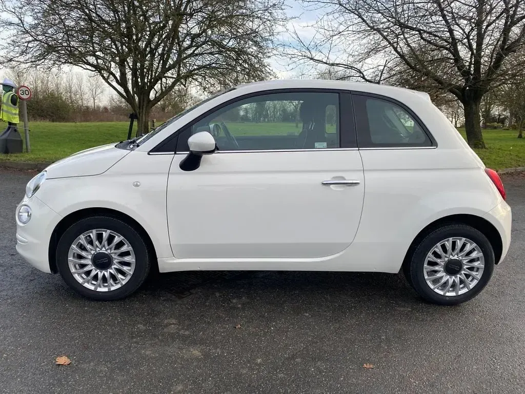 Used Fiat 500 Lounge 69 HP (50 kW) 2020 White Hatchback
