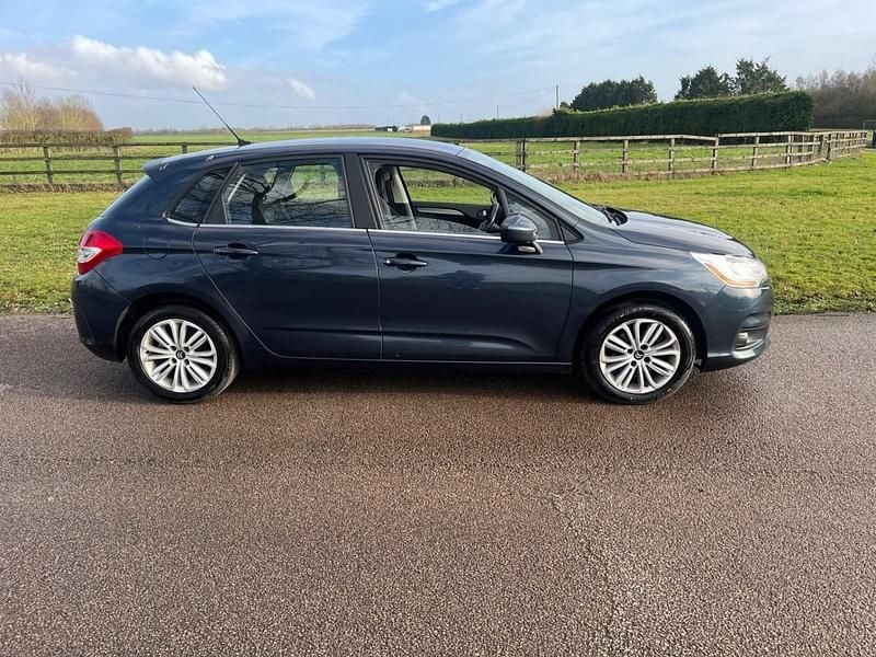 Used Citroën C4 VTR Sport 2014 Blue Hatchback
