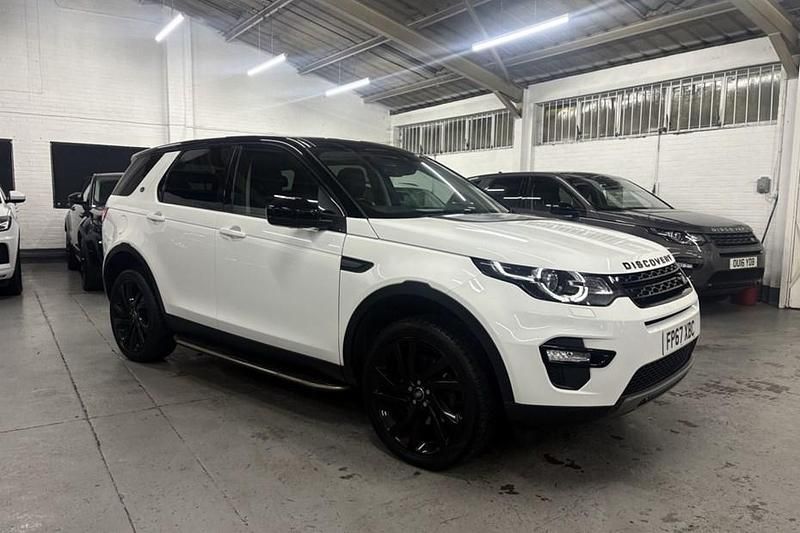 White Used 2017 Land Rover Discovery Sport HSE SUV | £11,995 (Fair price) - Image 1/1