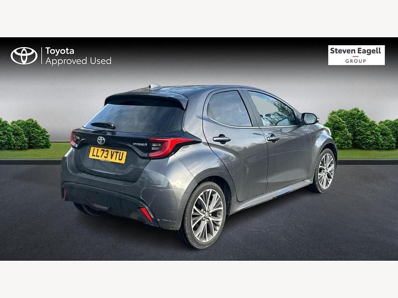 Used Toyota Yaris Hybrid 116 HP (85 kW) 2023 Grey Hatchback