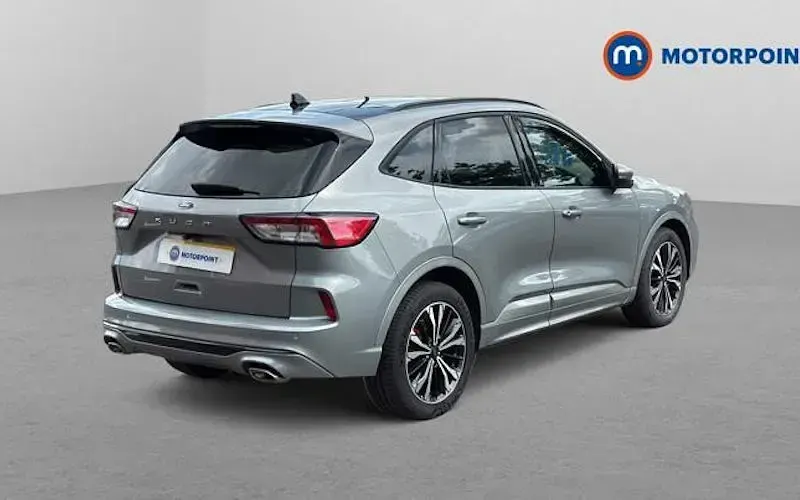 Used Ford Kuga ST-Line X 150 HP (110 kW) 2023 Silver SUV