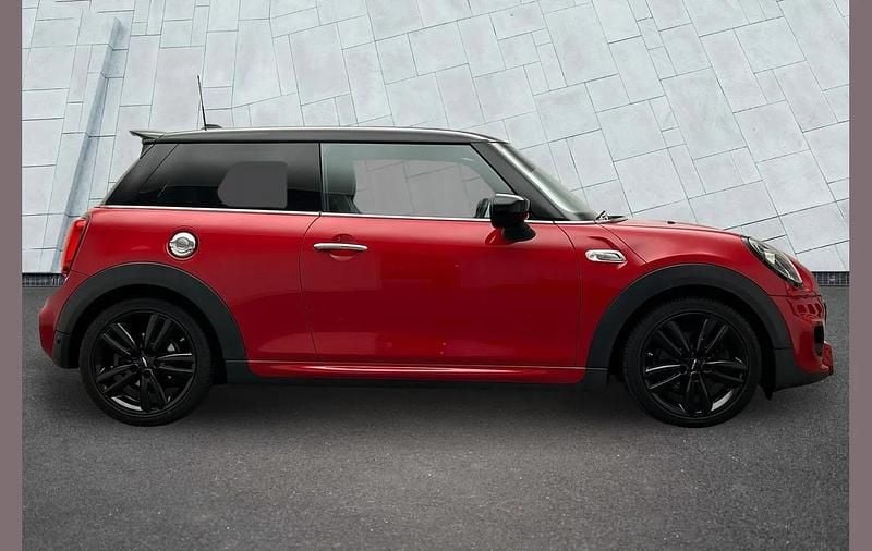 Used Mini Cooper S Sport 192 HP (141 kW) 2020 Red Hatchback