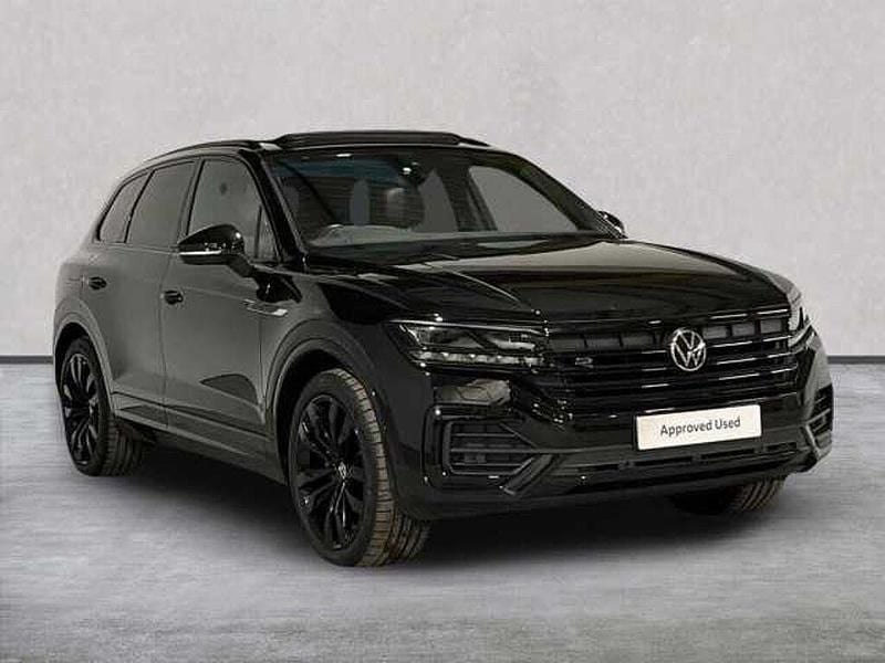 Black Used 2022 VW Touareg Black Edition SUV | £36,199 (Good price) - Image 1/4